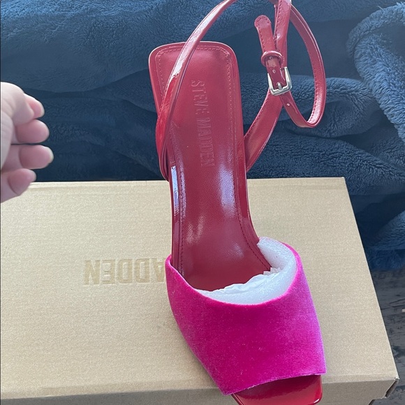 Steve Madden Red and Pink Open Toe Heels - Picture 8 of 11